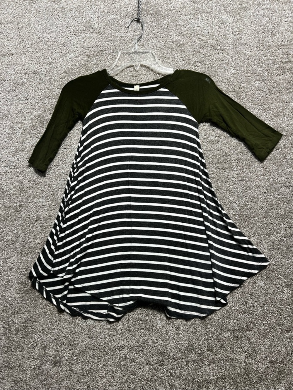 Pomelo Girls Striped Round Hem Dress Green Sleeves Grey White Stripes Size XS